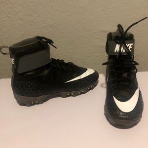 Mens Nike Men's Force Savage Shark Football Cleats